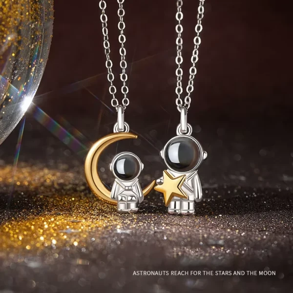 comprar-collar-con-proyeccion-de-foto-personalizada-luna-estrella-2