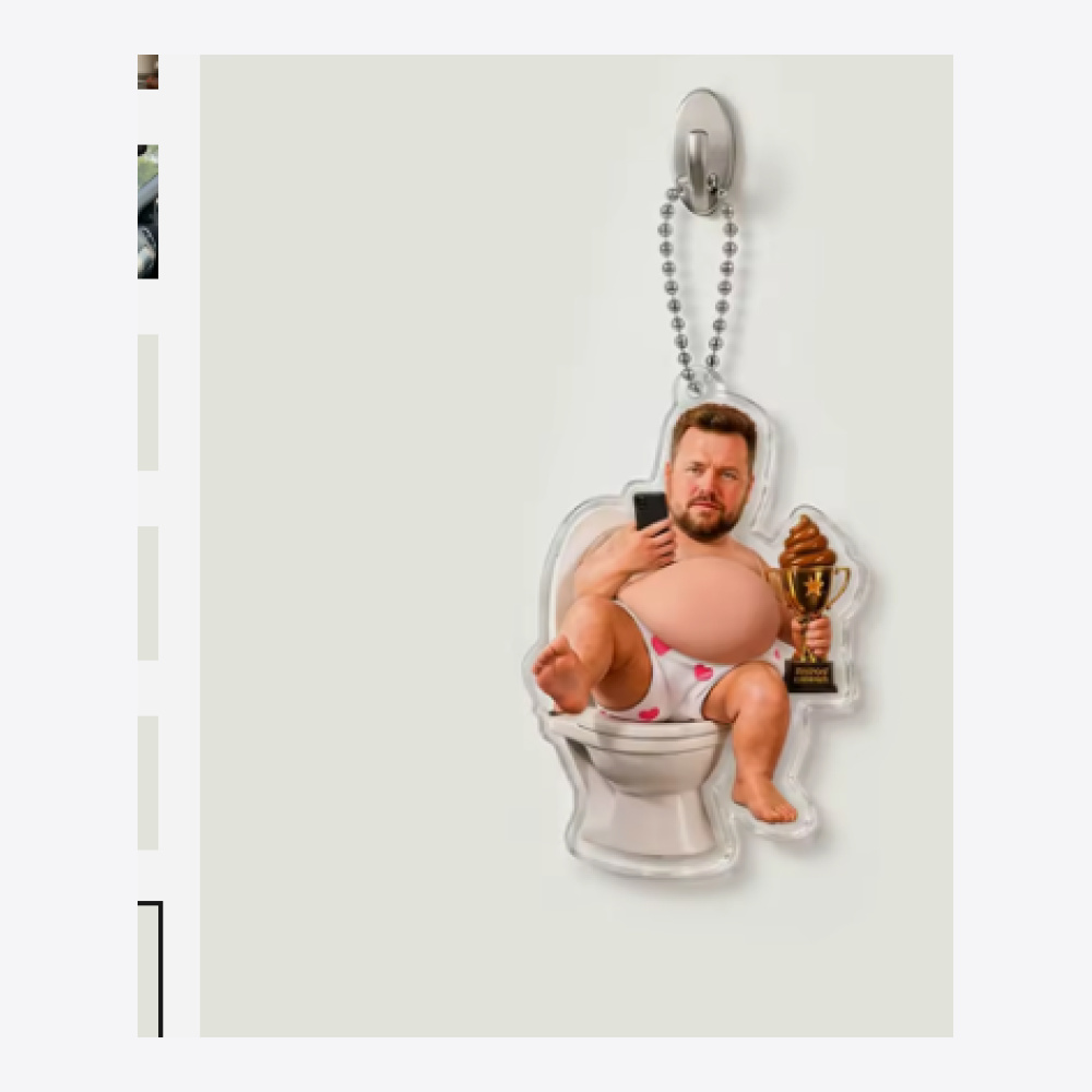 Llavero personalizado con cara y barriga 3D Trono WC con Trofeo