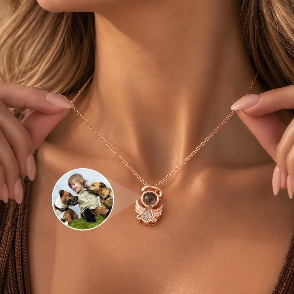 Collar con Alas de Ángel y Circonitas con Proyección de Foto Personalizada foto 1